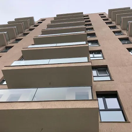 Апартаменты Cozy 2-room Penthouse Lakeview W14