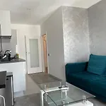 Cozy 2-room Penthouse Lakeview W14 Bucharest