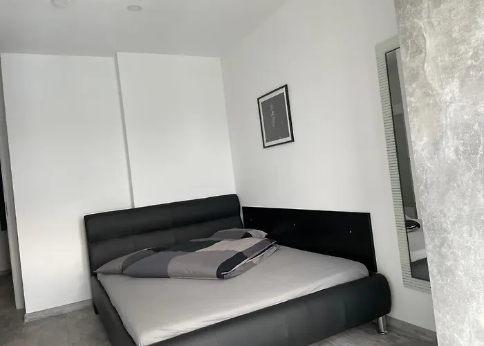 Apartament Cozy 2-room Penthouse Lakeview W14 Bucureşti